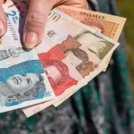 Currency Plunge: US Dollar Experiences Sharp Early Drop in Colombian Exchange Market